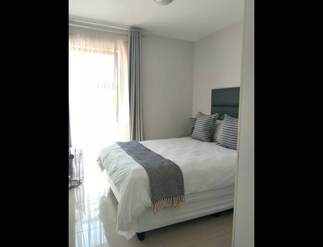 2 BEDROOM APARTMENT FOR SALE IN UMHLANGA RIDGE
